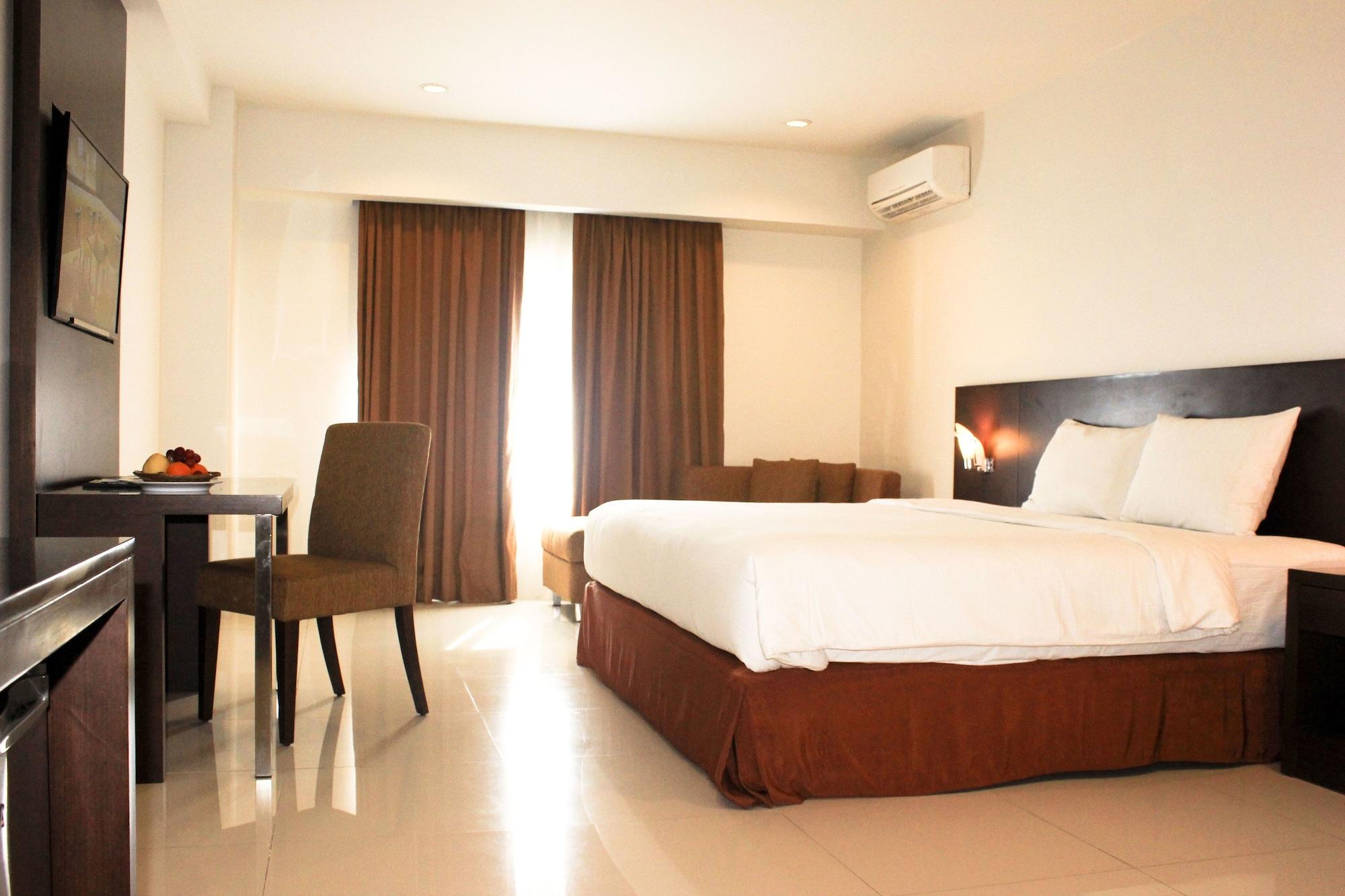 Grand Asia Hotel Makassar Exterior foto