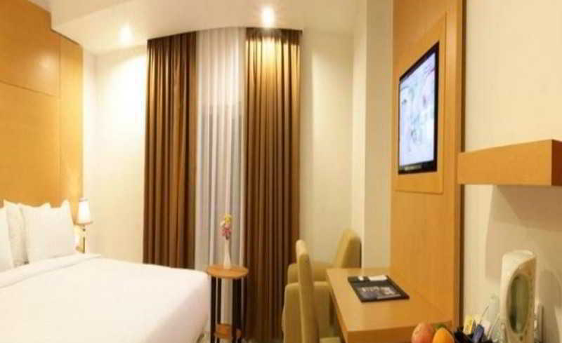 Grand Asia Hotel Makassar Exterior foto